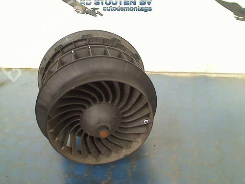 Heater blower motor MERCEDES-BENZ C-CLASS (W205) C 220 BlueTEC / d (205.002, 205.004) | BP22397281M62 