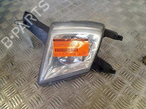 Used Right front fog light PEUGEOT 407 (6D_) 2.0 (6DRFNB, 6DRFNE) (136 hp) 11259560