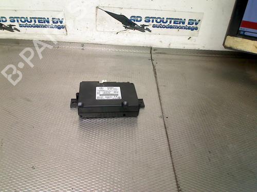 Used Antenna/Base Antenna/Base MERCEDES-BENZ C-CLASS T-Model (S205) C 250 BlueTEC / d (205.208) (204 hp) 33319377 33319377