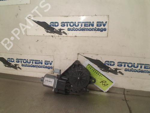 Used Right rear window motor Right rear window motor HYUNDAI i30 (FD) 1.6 (126 hp) 34715057 34715057