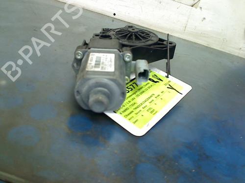 Right front window motor HYUNDAI i30 Estate (FD) 1.6 | BP19428474E20 