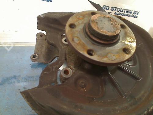 Right rear steering knuckle SKODA OCTAVIA II Combi (1Z5) 1.2 TSI | BP15516810M28 