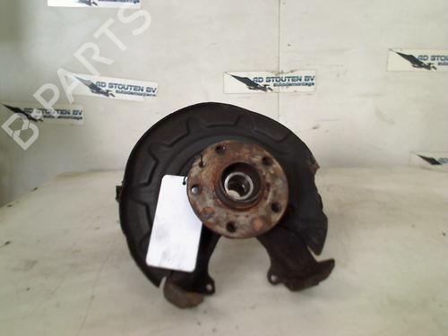 Used Left front steering knuckle SKODA OCTAVIA III Combi (5E5, 5E6) 1.6 TDI (110 hp) 28690724