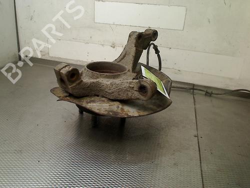 Used Right front steering knuckle HYUNDAI ix35 (LM, EL, ELH) 2.0 CRDi 4WD (136 hp) 30622061