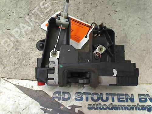 Høyre bak lås OPEL SIGNUM Hatchback (Z03) 1.9 CDTI (F48) | BP11313598C99 