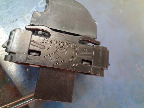 Switch RENAULT LAGUNA III (BT0/1) 2.0 16V Turbo | BP13616402I30 