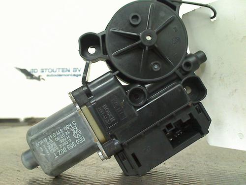 Right front window motor VW POLO V (6R1, 6C1) 1.2 TSI | BP30874918E20