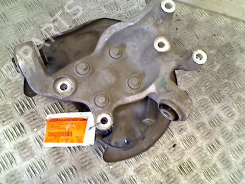 Used Right rear steering knuckle MERCEDES-BENZ A-CLASS (W176) A 180 (176.042) (122 hp) 11258390