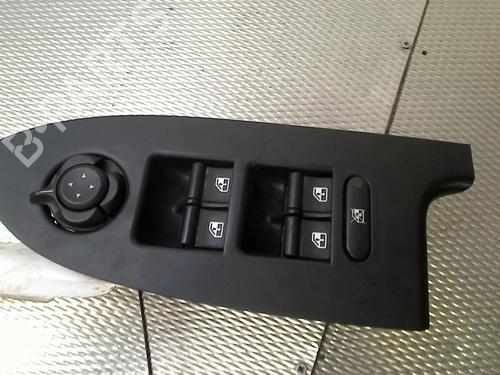 Left front window switch ALFA ROMEO GIULIETTA (940_) 1.4 TB (940FXB1A, 940FXB11) | BP31851334I27 