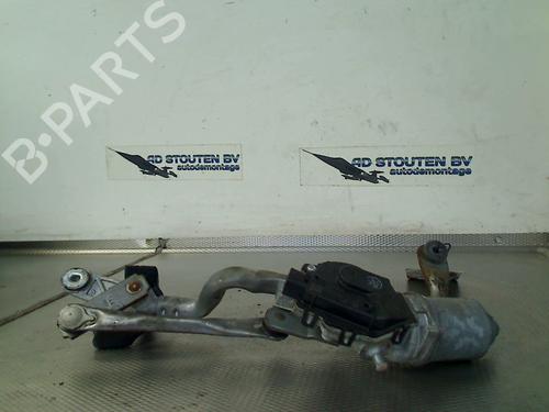 Used Front wipers mechanism TOYOTA YARIS (_P13_) 1.0 (KSP130_, KSP130) (69 hp) 24999337