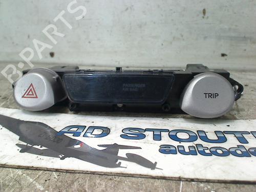 Used Warning switch HYUNDAI i20 I (PB, PBT) 1.2 (78 hp) 13125996