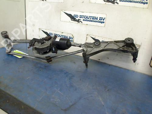 Used Front wipers mechanism Front wipers mechanism MERCEDES-BENZ M-CLASS (W166) ML 350 BlueTEC 4-matic (166.024, 166.023) (258 hp) 33458495 33458495