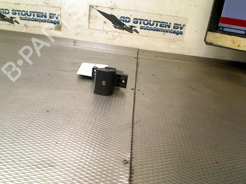 Pulsantiera FORD USA MUSTANG MACH-E (CGW) EV (286 hp) 31095846