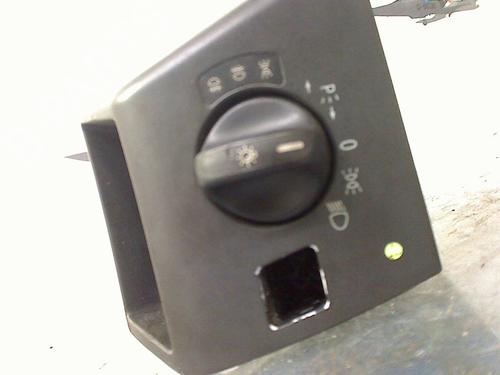 Headlight switch MERCEDES-BENZ S-CLASS (W220) S 320 (220.065, 220.165) | BP15944639I24 
