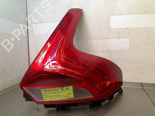 right-taillight-volvo-v40-hatchback-525-2012-2013-2014-2015-2016-2017-2018-2019-33246989 main image