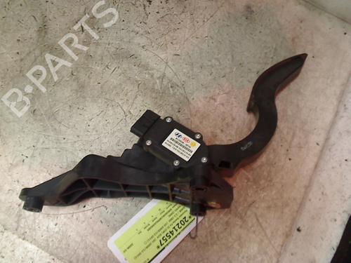 Used Pedal HYUNDAI SANTA FÉ II (CM) 2.2 CRDi GLS (150 hp) 13126189
