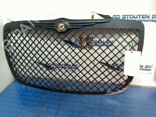 Used Grille CHRYSLER 300C (LX, LE) 3.0 CRD (218 hp) 16320980