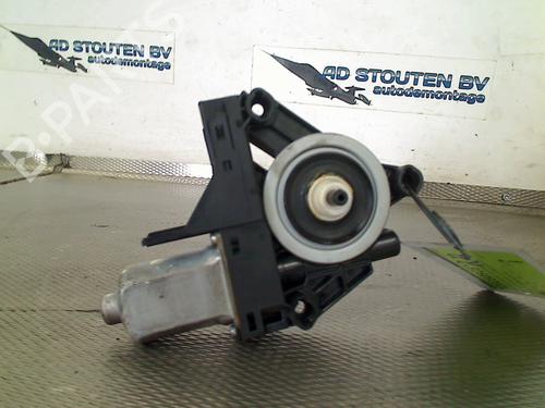 Right rear window motor VOLVO XC60 I SUV (156) T6 AWD | BP28106525E22 