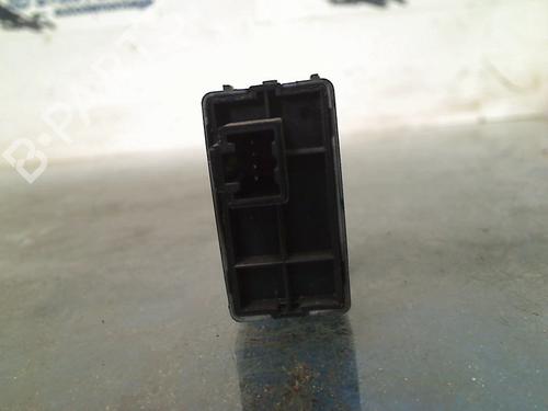 Switch NISSAN JUKE (F15) 1.6 DIG-T NISMO RS 4x4 | BP18233462I30 