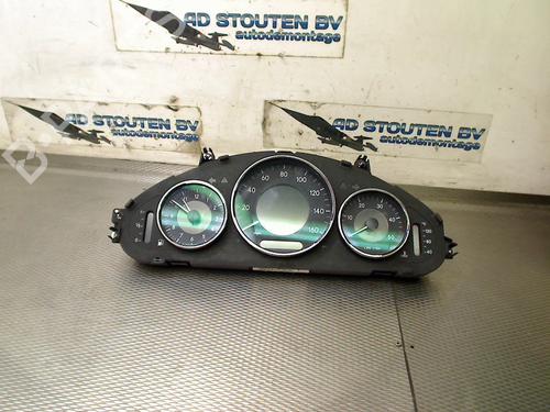 Used Display monitor MERCEDES-BENZ CLS (C219) CLS 350 CDI (219.322) (224 hp) 30339962