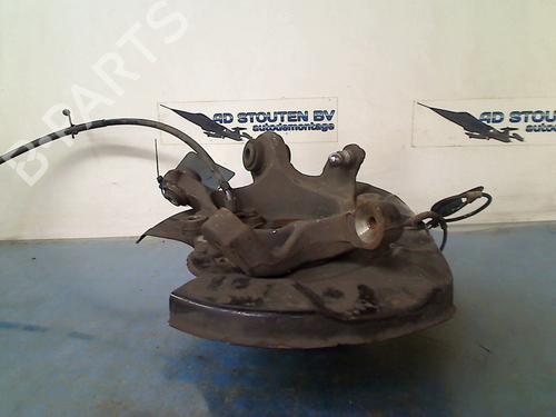 Used Right rear steering knuckle BMW 3 Touring (F31) 320 d (184 hp) 18734505