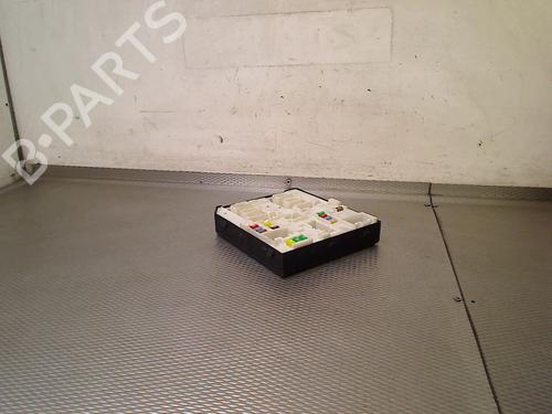 Fuse box RENAULT MEGANE III Hatchback (BZ0/1_, B3_) 1.2 TCe (BZ2B, BZ11) | BP36674080E1 - Image 6