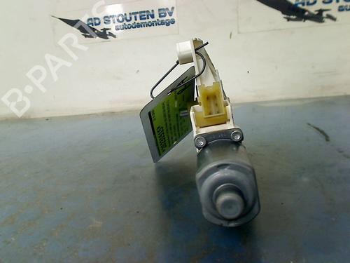 Right rear window motor MERCEDES-BENZ C-CLASS (W204) C 200 Kompressor (204.041) | BP17576631E22 