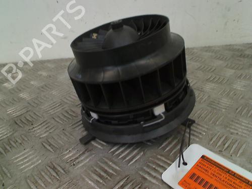 Used Heater blower motor MERCEDES-BENZ C-CLASS (W205) C 200 EQ Boost (205.077) (184 hp) 11310158