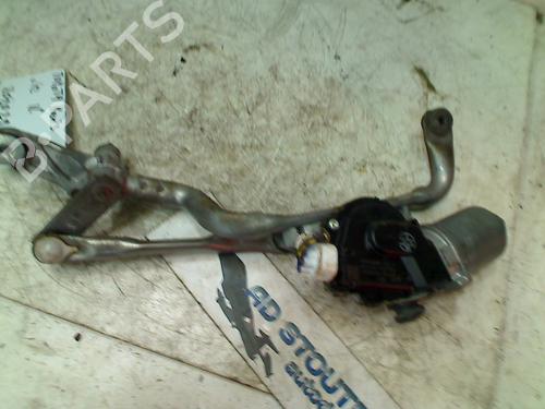 Used Front wipers mechanism TOYOTA YARIS (_P13_) 1.3 (NSP130_, NSP130) (99 hp) 11315478