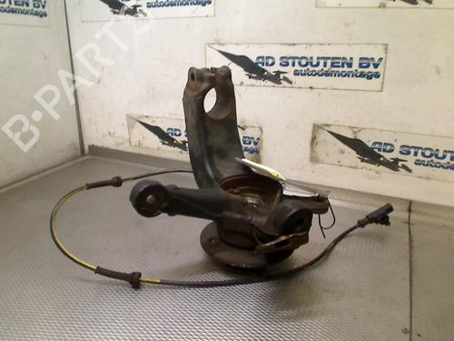 Used Left front steering knuckle TOYOTA AYGO (_B4_) 1.0 VVTi (KGB40) (72 hp) 30747781