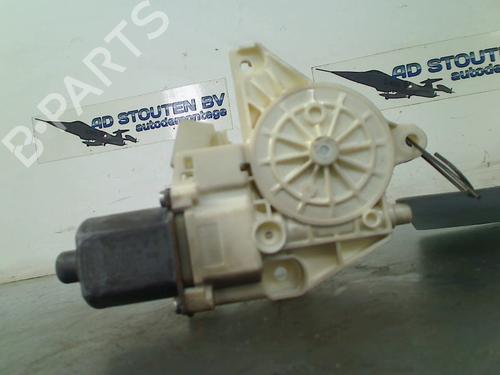 Left front window motor MERCEDES-BENZ A-CLASS (W176) A 200 CDI (176.001) | BP39974831E21 - Image 4