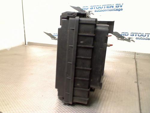 Fuse box VW GOLF VI (5K1) 1.2 TSI | BP28497404E1