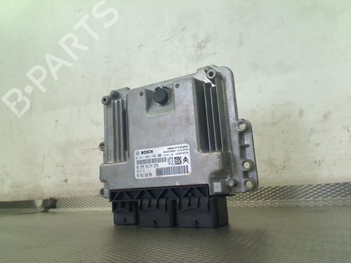 Used Engine control unit (ECU) Engine control unit (ECU) 39561548 39561548