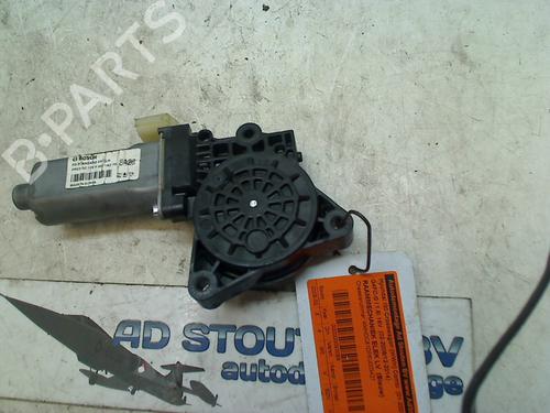 Used Left front window motor HYUNDAI i30 Estate (FD) 1.6 (126 hp) 11304493