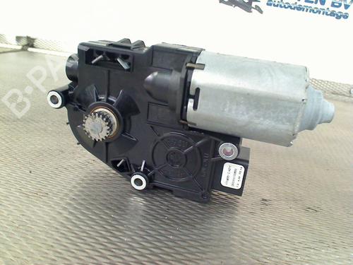 Motore del tettuccio apribile MERCEDES-BENZ S-CLASS (W221, V221) S 350 BlueTec (221.026, 221.126) | BP30901780M60 