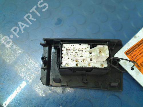 Switch TOYOTA AURIS Estate (_E18_) 1.8 Hybrid (ZWE186_, ZWE186R, ZWE186H) | BP11303282I30 