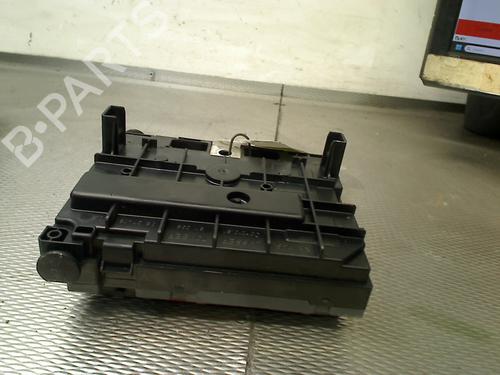 Fuse box CITROËN C5 III Break (RW_) 1.6 THP 155 | BP33448536E1 - Image 6