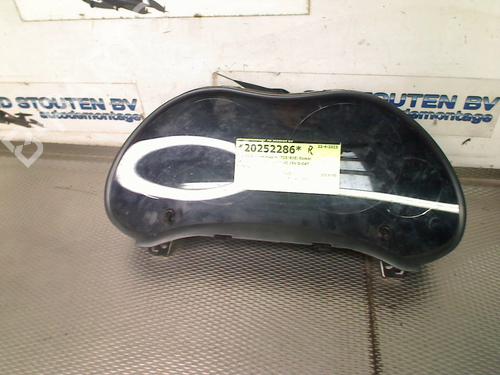 Used Instrument cluster Instrument cluster 26002791 26002791