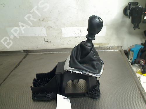 Gearknop RENAULT MEGANE III Grandtour (KZ0/1) 1.5 dCi (KZ09, KZ0D, KZ1G, KZ29, KZ14, KZ1W, KZ10, KZ1F,... (110 hp) 32982355