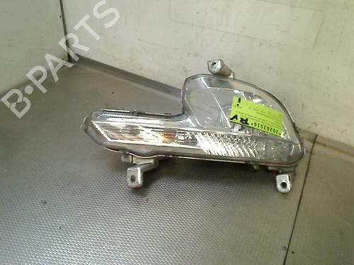 Farol Nevoeiro frente direito Farol Nevoeiro frente direito 38304245 38304245