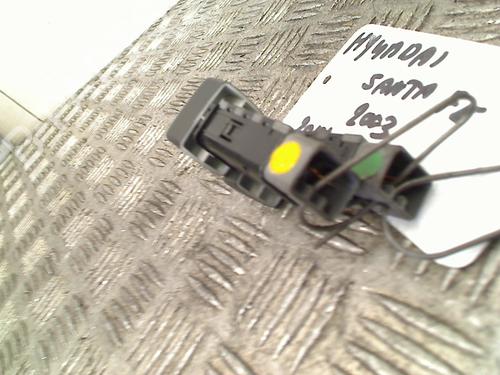 Switch HYUNDAI SANTA FÉ I (SM) 2.0 CRDi 4x4 | BP11308767I30 