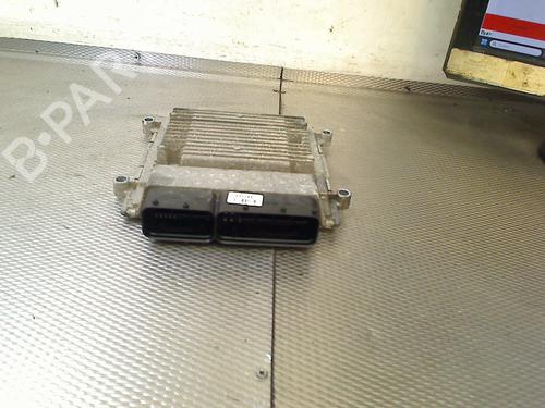Used Engine control unit (ECU) Engine control unit (ECU) HYUNDAI ix35 (LM, EL, ELH) 2.0 (163 hp) 39961109 39961109