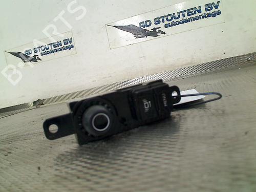 Used Switch PEUGEOT 208 I (CA_, CC_) 1.0 VTi (68 hp) 27404641