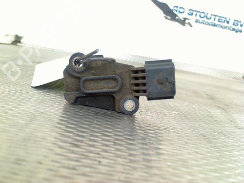 Used Mass air flow sensor RENAULT MEGANE IV Grandtour (K9A/M/N_) 1.5 dCi 110 (110 hp) 33037708