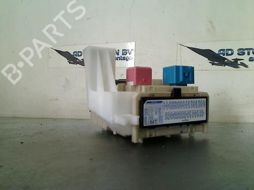 Fuse box TOYOTA AVENSIS Saloon (_T27_) 1.8 VVT-i (ZRT271_, ZRT271R) | BP19024783E1 