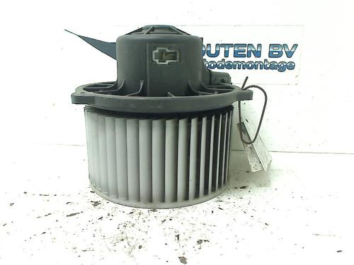 Used Heater blower motor KIA MAGENTIS II (MG) 2.0 CRDi (150 hp) 11298253