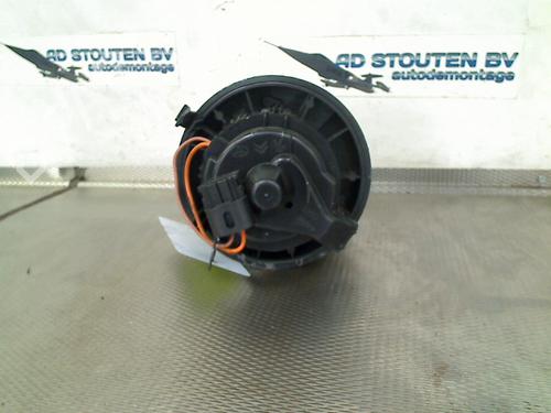 Heater blower motor PEUGEOT 108 1.0 VTi 72 | BP30774381M62  - Image 6