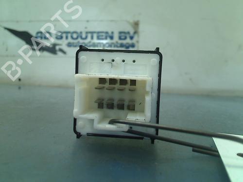 Left front window switch CITROËN C4 CACTUS 1.2 VTi 82 | BP11326625I27 