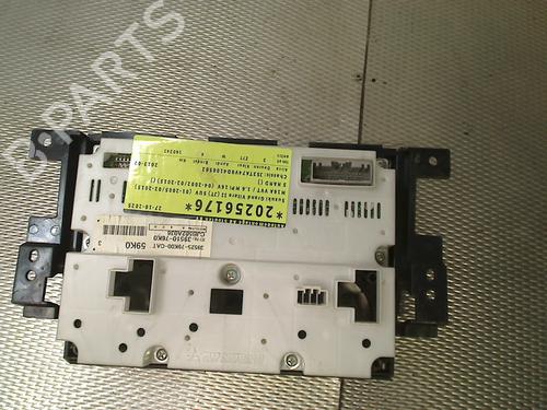 Climate control SUZUKI GRAND VITARA II (JT, TE, TD) 1.6 All-wheel Drive (JB416) | BP31836335I5