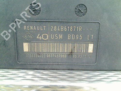 Fuse box RENAULT MEGANE III Coupe (DZ0/1_) 1.5 dCi (DZ09, DZ0D, DZ1F, DZ1G, DZ14, DZ29) | BP31921524E1 